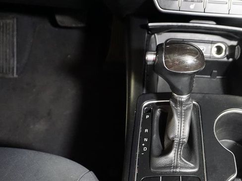 Used 2016 Kia Sorento LX w/ LX Convenience Package image 11