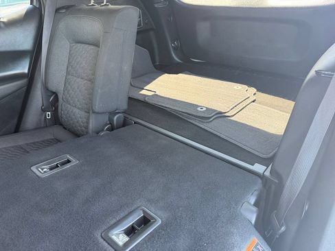 Used 2018 Chevrolet Equinox LT AWD/4WD image 14