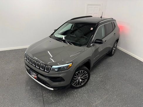 Used 2022 Jeep Compass Limited w/ Elite Group image 1