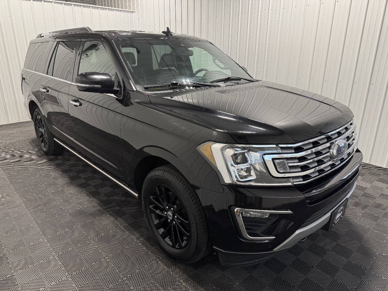Used 2021 Ford Expedition Max Limited AWD/4WD image 2