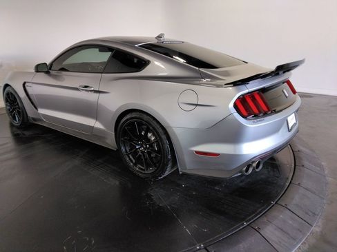Used 2020 Ford Mustang Shelby GT350 w/ Technology Package image 8