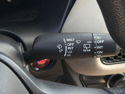 Used 2024 Honda HR-V LX image 17