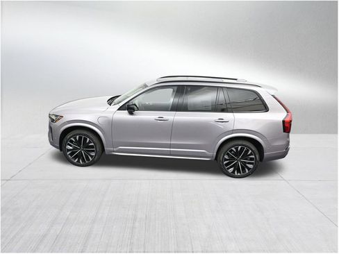 New 2026 Volvo XC90 T8 Ultra AWD/4WD image 14