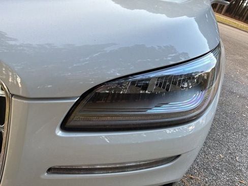 New 2026 Lincoln Corsair Premiere image 10