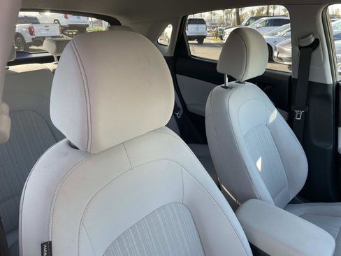 Certified 2023 Hyundai Kona SEL image 28