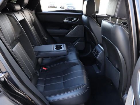 Used 2018 Land Rover Range Rover Velar R-Dynamic SE image 30