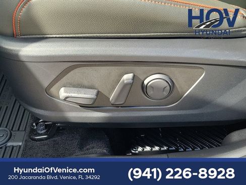 Certified 2025 Hyundai Santa Cruz Limited AWD/4WD image 26