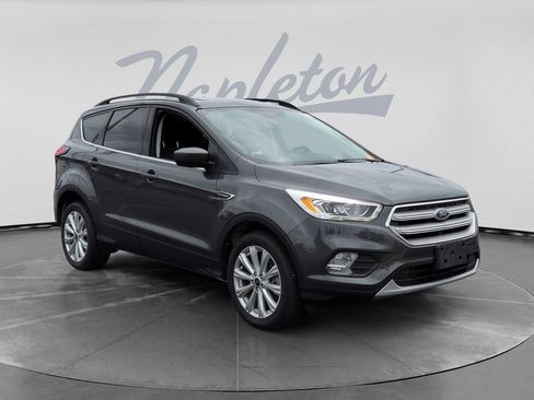 Used 2019 Ford Escape SEL AWD/4WD image 3