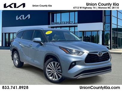 Used 2022 Toyota Highlander Platinum