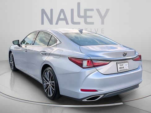 Used 2025 Lexus ES 350 w/ Premium Package FWD image 3