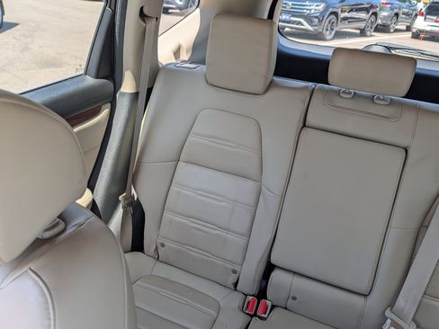 Used 2017 Honda CR-V EX-L image 12
