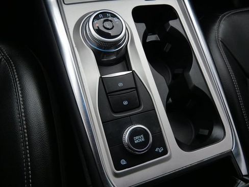 Used 2023 Ford Explorer Limited AWD/4WD image 26