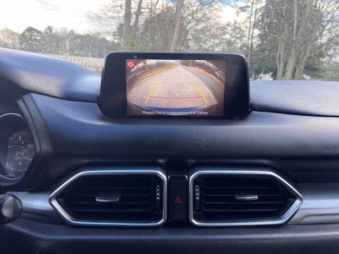 Used 2018 MAZDA CX-5 Sport FWD image 17