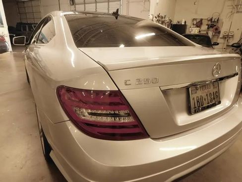 Used 2014 Mercedes-Benz C 250 C 250 Coupe 2D image 22