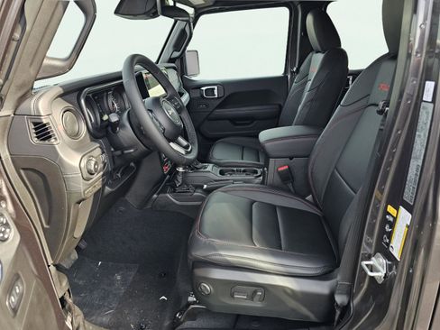 New 2026 Jeep Wrangler Unlimited Rubicon w/ Safety Group AWD/4WD image 18