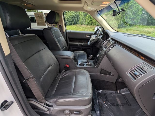 Used 2019 Ford Flex SEL w/ Equipment Group 202A FWD image 12
