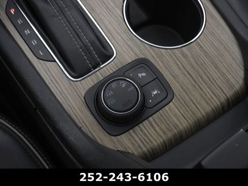 Used 2017 GMC Acadia Denali w/ Technology Package image 16