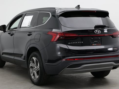 Used 2022 Hyundai Santa Fe SE FWD image 5