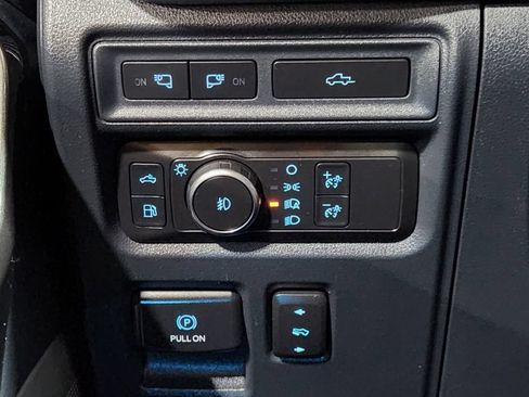 Used 2022 Ford F150 Lariat w/ Equipment Group 502A High AWD/4WD image 44