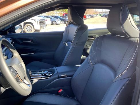 Used 2026 Toyota Crown Limited image 8