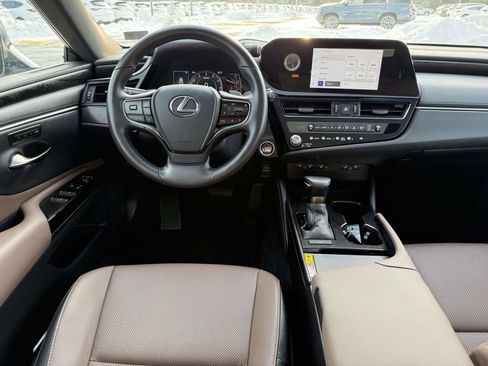 Used 2025 Lexus ES 350 Premium image 8