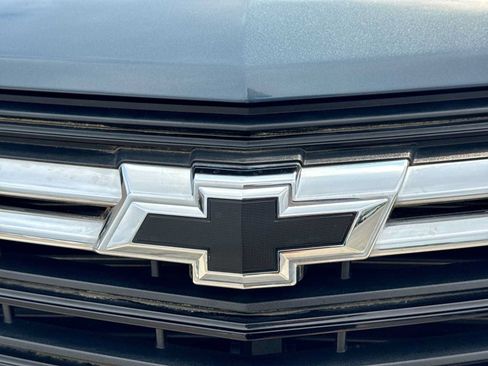 Used 2024 Chevrolet Equinox LT w/ LPO, Floor Liner Package FWD image 11