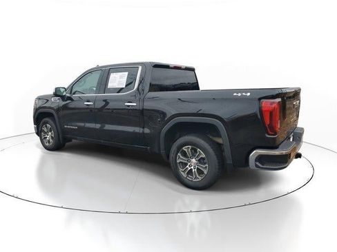 Used 2024 GMC Sierra 1500 SLT image 4