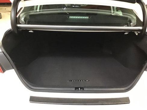 Used 2021 Toyota Camry SE FWD image 21