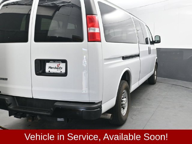 Used 2024 Chevrolet Express 3500 LS RWD image 7
