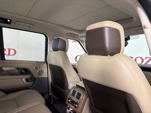 Used 2019 Land Rover Range Rover HSE AWD/4WD image 19