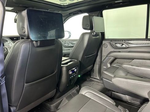 Used 2023 GMC Yukon Denali w/ LPO, Floor Liner Package image 8