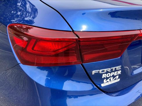 Used 2021 Kia Forte LXS FWD image 26