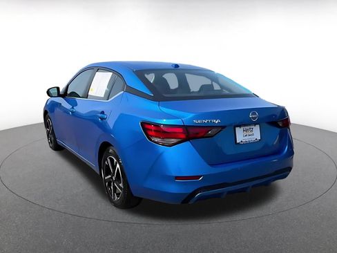 Used 2025 Nissan Sentra SV FWD image 11