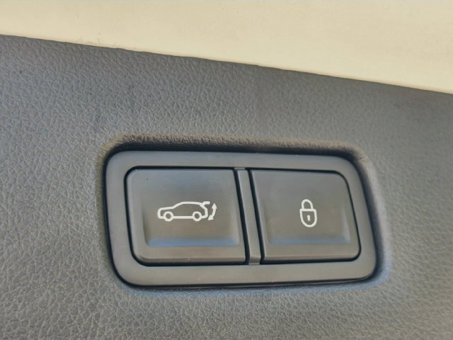 Used 2026 Genesis GV70 2.5T AWD/4WD image 13
