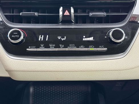 Certified 2020 Toyota Corolla LE w/ Carpet Mat Package (TMS) image 18