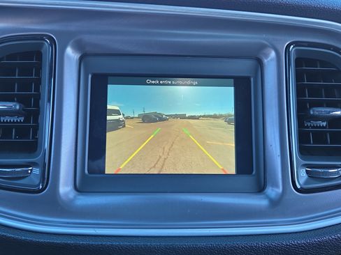 Used 2021 Dodge Challenger SXT image 16