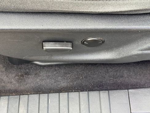 Used 2023 Ford F150 XLT image 18