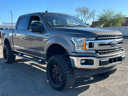 Used 2019 Ford F150 XLT w/ Equipment Group 302A Luxury RWD image 4