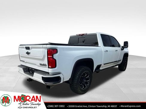 Certified 2025 Chevrolet Silverado 2500 High Country w/ High Country Premium Package AWD/4WD image 8