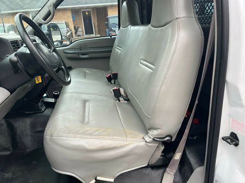 Used 1999 Ford F450 2WD Regular Cab Super Duty image 55