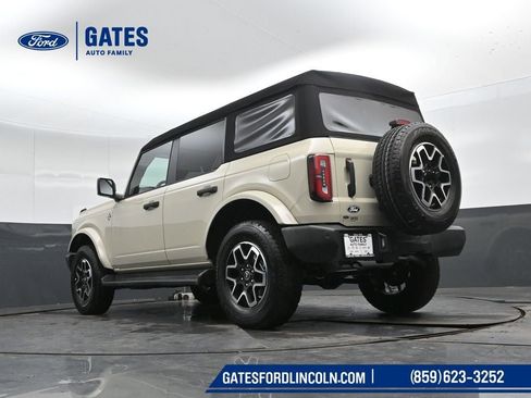 New 2026 Ford Bronco Outer Banks image 40