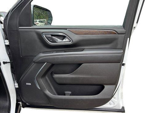 Used 2021 Chevrolet Suburban Premier RWD image 49