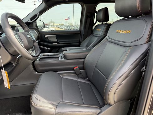 New 2025 Ford Expedition Tremor image 20
