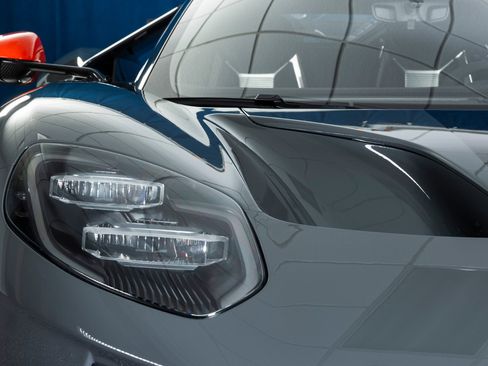 Used 2020 Ford GT Carbon Series image 13