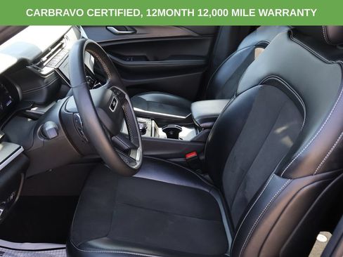 Used 2024 Jeep Grand Cherokee Altitude RWD image 22