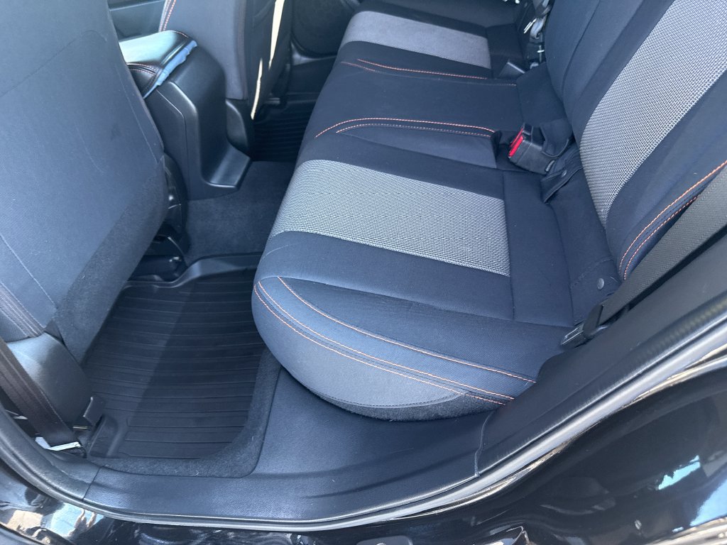 Used 2019 Subaru Crosstrek 2.0i Premium w/ Popular Package #2 AWD/4WD image 17