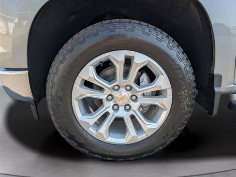 New 2026 Chevrolet Silverado 1500 LTZ AWD/4WD image 9