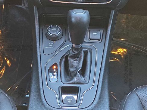 Used 2019 Jeep Cherokee High Altitude image 20