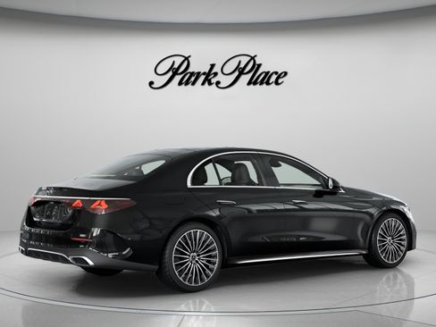 Used 2026 Mercedes-Benz E 350 Sedan image 22