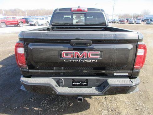 New 2026 GMC Canyon Elevation image 5